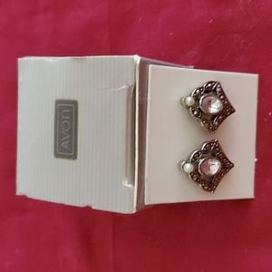Avon Romantic Accent Pierced Earrings